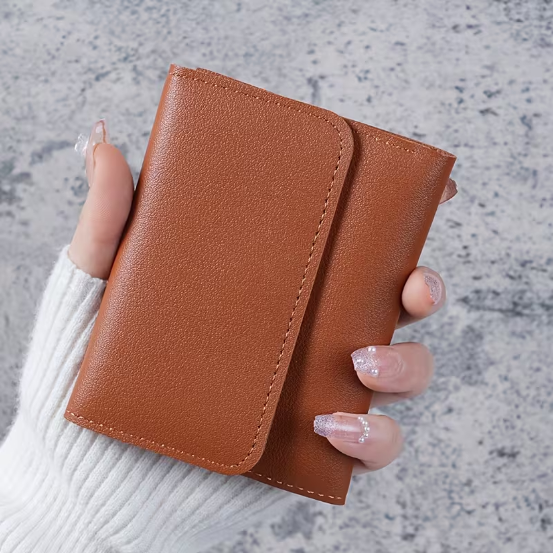 Women’s Classic Tri-Fold Wallet – Brown Minimalist Purse with Snap Closure, Card Slots & Removable Pocket