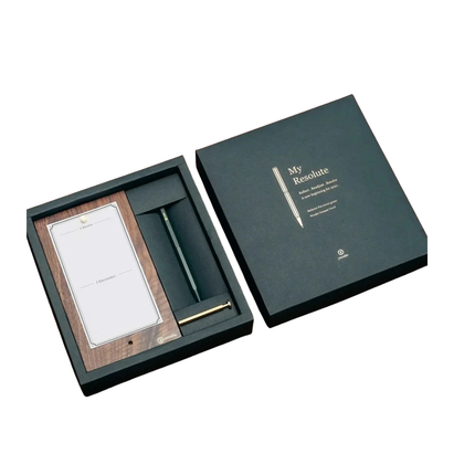 YSTUDIO My Resolute Slim Ballpoint Pen Gift Set – Forest Green Pen & Walnut Notepad Stand