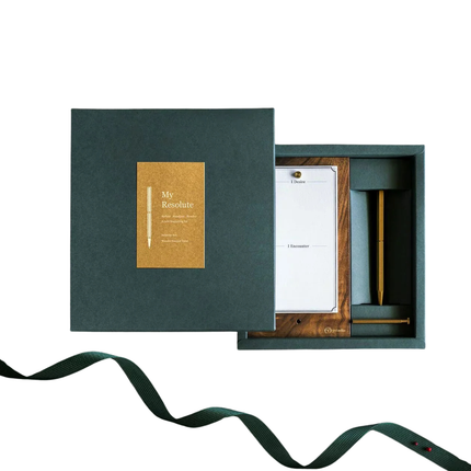 YSTUDIO My Resolute Slim Ballpoint Pen Gift Set – Forest Green Pen & Walnut Notepad Stand